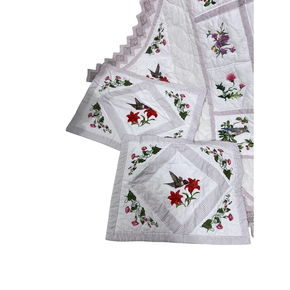 Vintage Hummingbird Floral Quilt Set Scalloped Edge 86x86 With 2 Shams